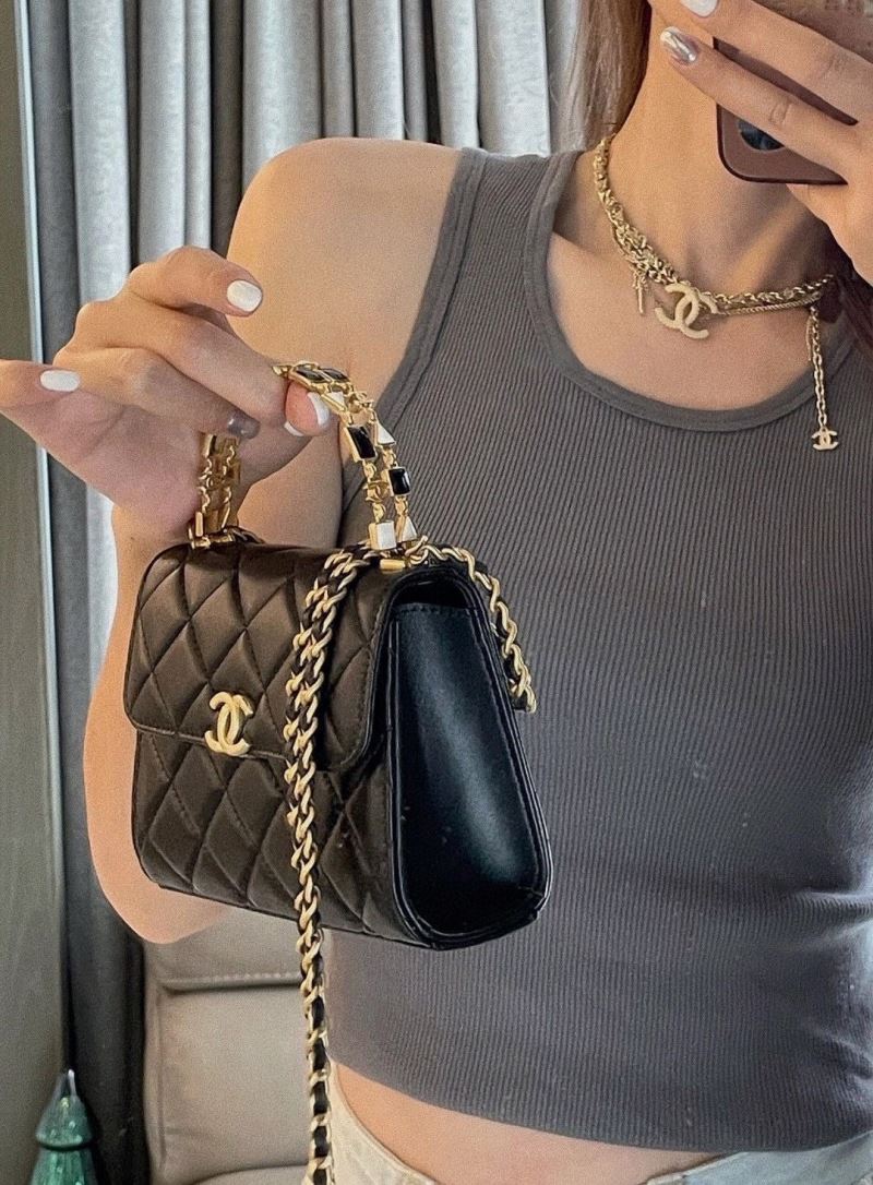 Ch**el necklaces